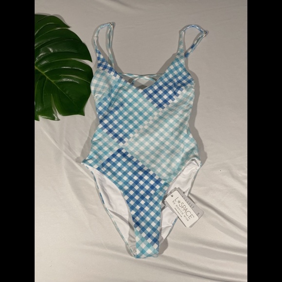 NWT L Space [‎ 6 ] Picnic Plaid Gianna Classic One Piece Swimsuit - Picture 6 of 12